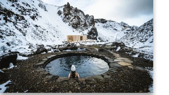 冬日冰島維克之旅：冰瀑藍冰映極光，黑沙秘境一日私享行程