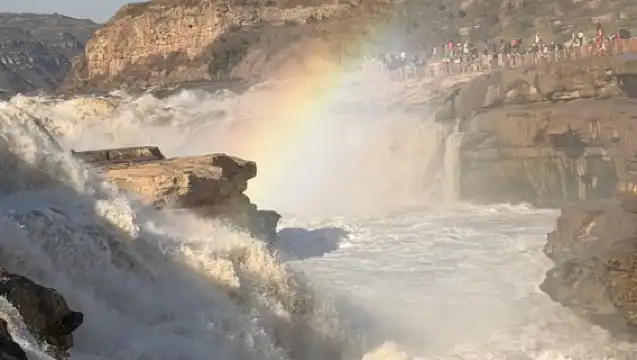 陜西黃河壺口瀑布+黃帝陵一日遊【贈特色中餐+專車接送】