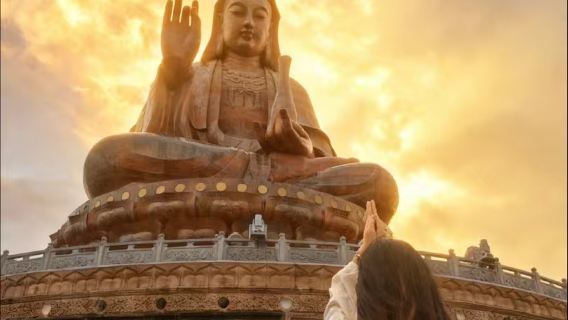 Tagesausflug mit Privattransfer in Guangzhou, China + Guangdong Qian Gu Qing + Landschaftsgebiet Xiqiao-Berg