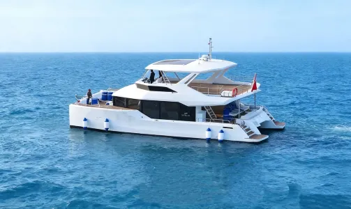 【福州平潭遊艇租賃】平潭遊艇55尺雙體豪華遊艇包船出海~贈送水果飲品