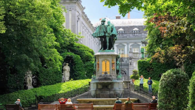 比利時布魯塞爾大廣場-皇家美術館【中文專車-愜意舒適】