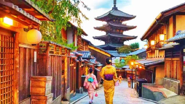 【京都＆奈良ワンデーツアー】清水寺＋奈良公園＋伏見稲荷大社 催行確定