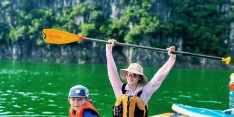 貴州黔西南興義白水河槳板體驗【近萬峰林和興義,成人兒童均可玩】