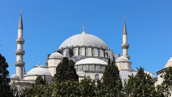 土耳其伊斯坦堡：蘇萊曼尼耶清真寺舊城區+博斯普魯斯海峽遊船