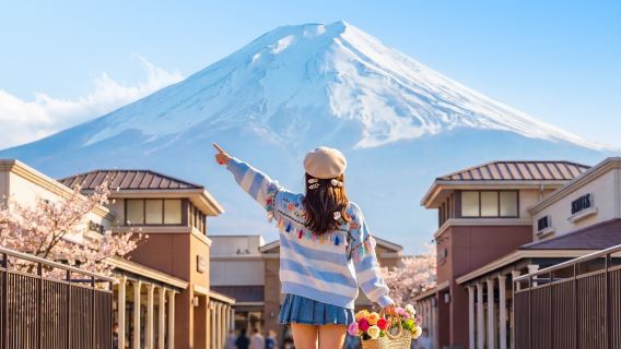 東京富士山ワンデーツアー：アウトレットショッピング＆二湖観光＆日川時計店｜9名様団体オプション