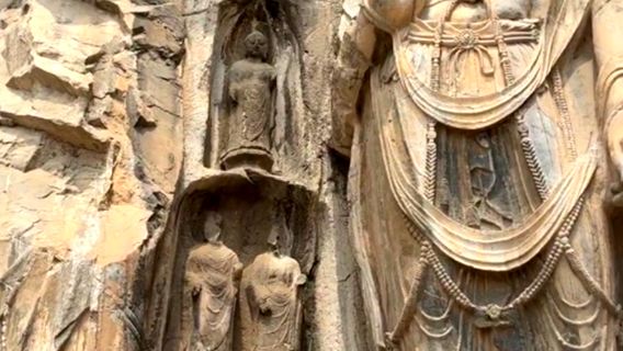 Longmen Grottoes + White Horse Temple + Han-Wei Museum one-day group tour