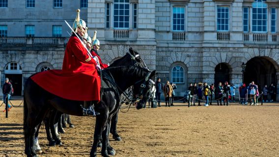 Whitehall Audio Tour: Những Vị Vua, Nội Các và Hành Lang Chiến Tranh
