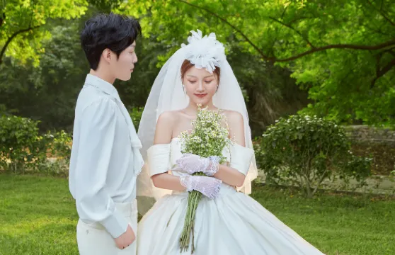 意大利比薩Trip Moments【一對一跟拍街拍航拍抓拍婚拍/多語言翻譯攝影師/攝影攝像】