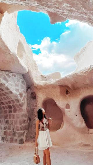 1-day tour of Goreme Red and Green Lines in Cappadocia with English and Chinese guide, including Rose Valley, Underground City, and Pigeon Valley