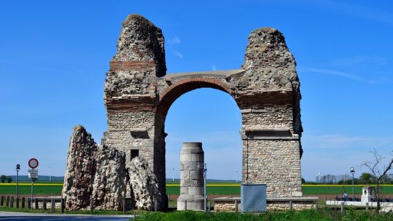 Vienna Sightseeing: 24 to 72-Hour Hop-on Hop-off Bus Tour