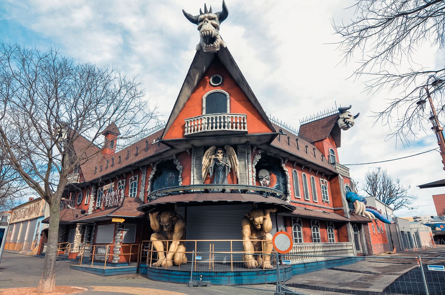 Vienna Nature and Culture Tour: Prater + Hansen Palace + St. Charles's Church