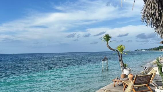 Excursión de un día a las islas Nusa Lembongan y Nusa Penida (ruta oeste) en Bali con visita a una cafetería de moda y almuerzo incluido