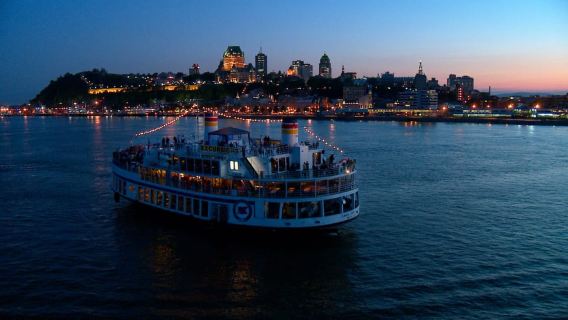 Québec City: 3 or 5-Course Dinner Cruise with DJ & Dancing