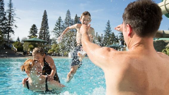 Hanmer Springs: biglietto di ingresso singolo o di andata e ritorno per le piscine termali