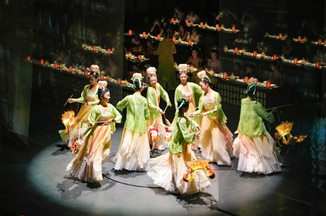 Banquete Imperial de Kaifeng Qingming Shanghe · Festín Real Inmersivo de la Antigua China (Experiencia de la cultura culinaria de la dinastía Song + música clásica antigua + etiqueta de la dinastía Song + recreación del banquete imperial)