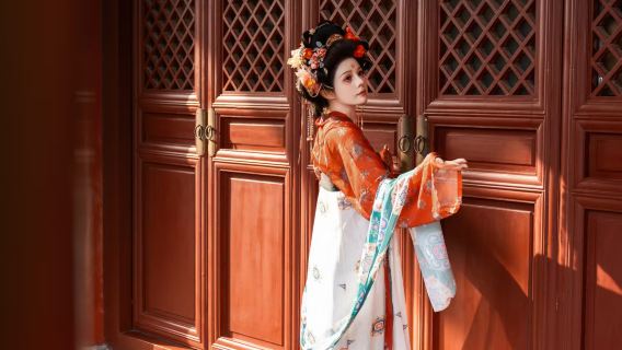 Zone touristique de Nanchang - Pavillon du Prince Teng - Séance photo[Photographie de voyage printanière à thème traditionnel chinois (séance photo en costumes Han élégants + photographe accompagnant + maquillage et coiffure raffinés)]
