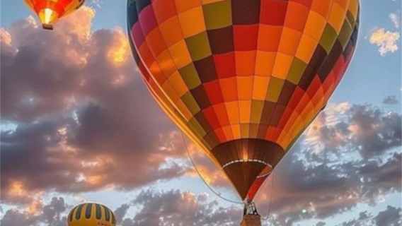 Chiang Mai Heißluftballon Sonnenaufgangsflug mit Panoramablick aus der Höhe