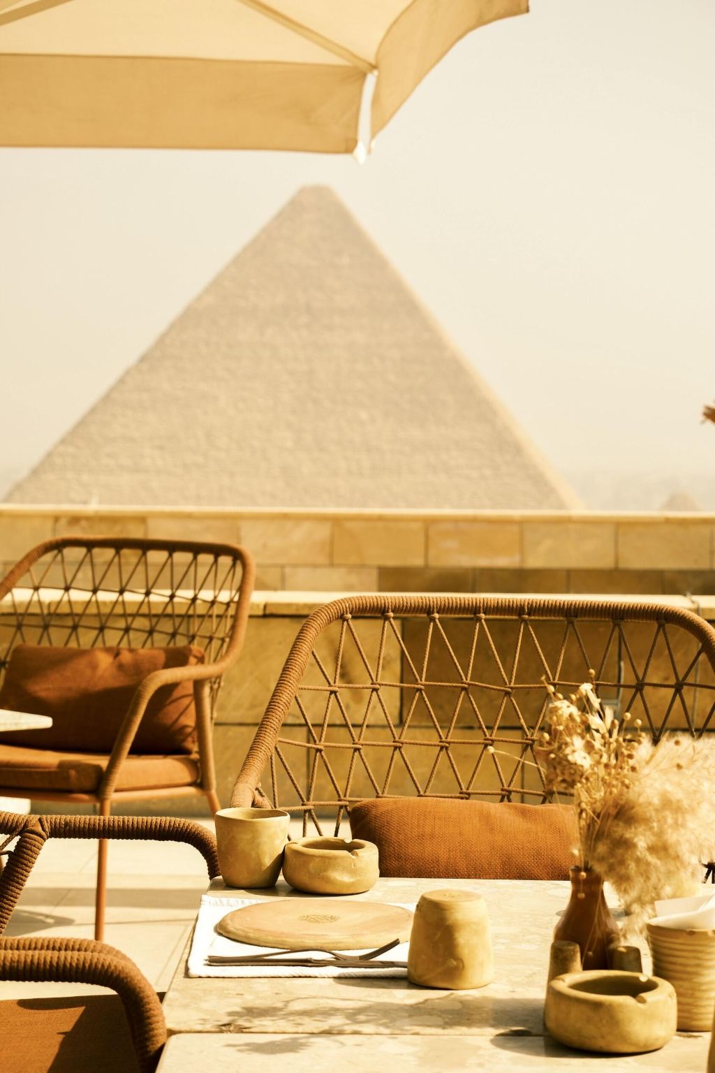 Khufu's Restaurant Egypt viral restaurant reservation service