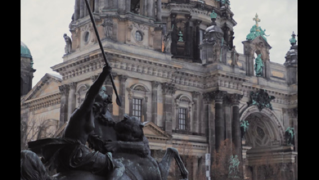 Epos Berlin: Menjelajahi Dunia Mata-mata, Gema Sejarah & Keajaiban Alam, Memahami Tiga Wajah Jerman dalam Sehari