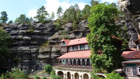 Czech Prague Taman Negara Bohemian Switzerland + Gerbang Batu Semula Jadi + Lembah - sewaan peribadi - Pilihan Terbaik