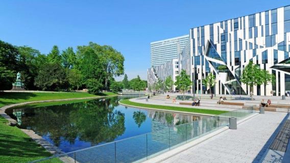 Düsseldorf: In a nutshell - the 60 minutes tour