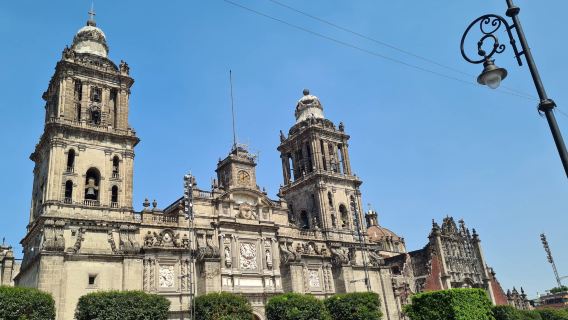 [Mexico City] Dataran Perlembagaan + Kuil Agung + Istana Seni + Muzium lawatan sehari - Pilihan Terbaik