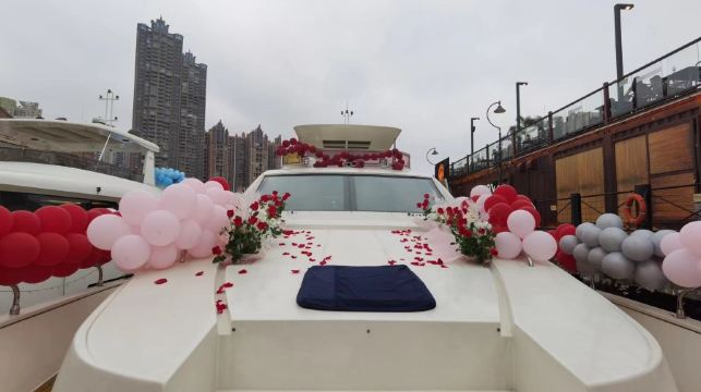【廣州遊艇出海】廣州太古倉碼頭86呎豪華大遊艇包船出海 +KTV
