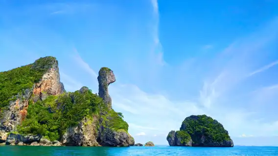ซันไรส์ 4 เกาะทะเลแหวก เรือสปีดโบ๊ท