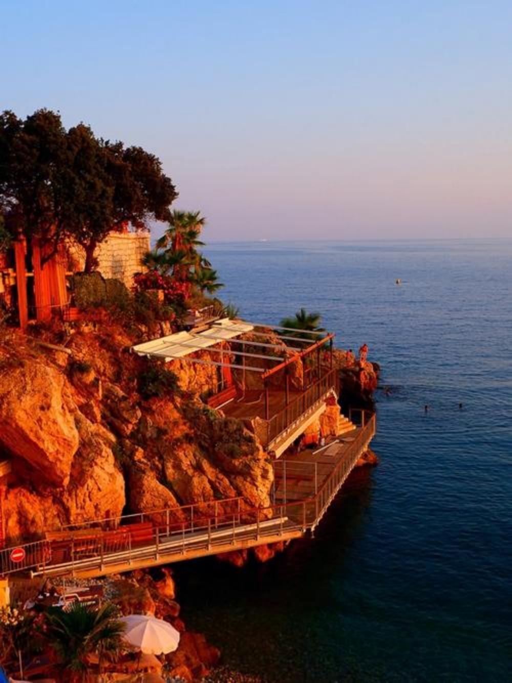 法國尼斯聖十字湖+普羅旺斯薰衣草一日遊/行程可調-悅享旅途