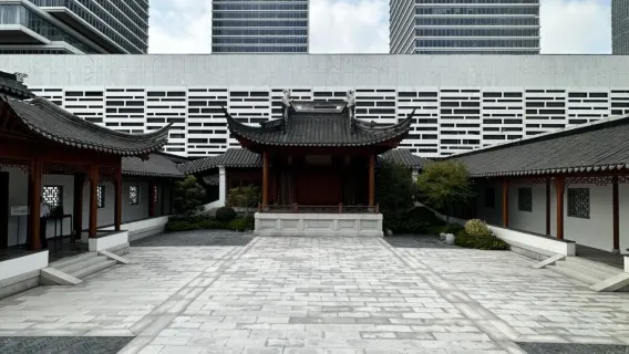 Visita guidata approfondita al Museo di Shanghai (ala est) [Docente ufficiale collaboratore/Manuale elettronico incluso]