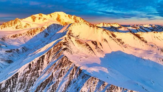崗什卡雪峰景區++崗什卡七彩冰瀑布一日遊【1單1團私人導覽】