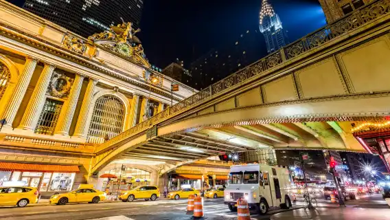 New York City: Guided Night Bus Tour