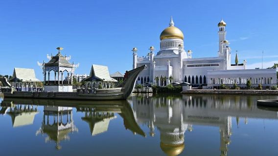 汶萊皇家廣場+賽義夫丁清真寺+蘇丹紀念館+努洛伊曼皇宮一日遊