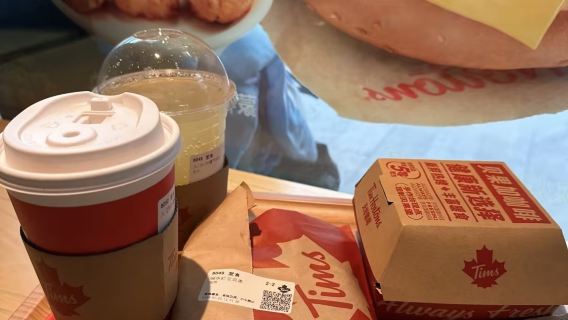 Pożegnaj kompromisy na stacji Szanghaj Hongqiao - wygodne posiłki i ekskluzywna usługa gastronomiczna w strefie odpoczynku dla podróżujących służbowo | Pakiet ułatwień gastronomicznych dla podróżujących pociągami dużych prędkości w Szanghaju