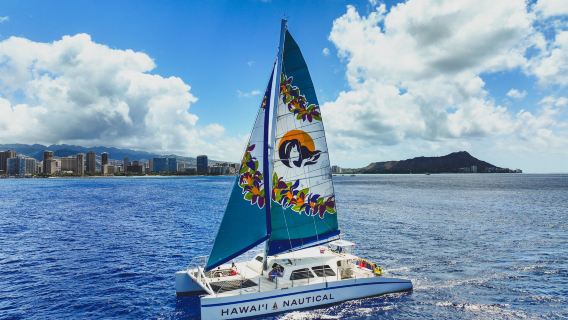 Passeio de barco a vela com mergulho para ver tartarugas em Waikiki, Havaí | Almoço opcional