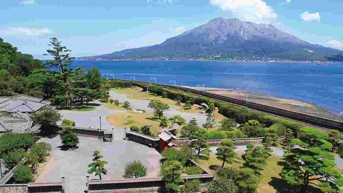 Port Pick-Up: Kagoshima Private Tour Licensed Guide ＆ Vehicle