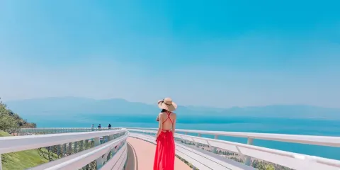 澄江廣龍撫海灣+粉紅沙灘+櫻花谷+太陽山小鎮+汐岸會所一日遊