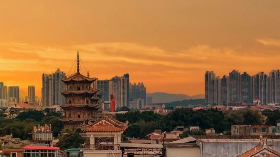 Quanzhou city customized one-day tour chartered private charter guide/translator/Chinese/English/Japanese/minority language xx