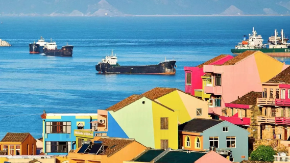 Private Premium Tour with Admission: Wenling Changyu Dongtian Scenic District + Xiaoruo Village + Coastal Greenway