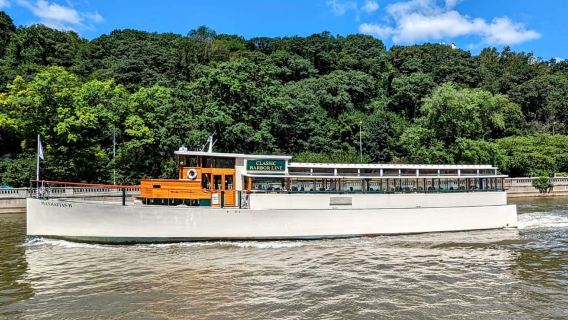 NYC: Holiday Yacht Cruise with Jazz, Cocoa & Carols