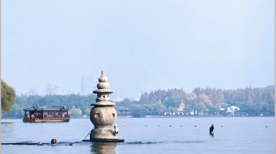 雷峯塔+西湖搖櫓船（手划船）包船+三潭印月+人工導遊講解