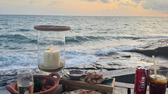 Phuket On the Rock tempahan tempat duduk restoran viral