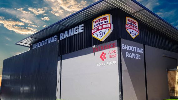 プーケット射撃館パトンビーチウォーキングストリート射撃体験PATONG PARAGON中国語サービス