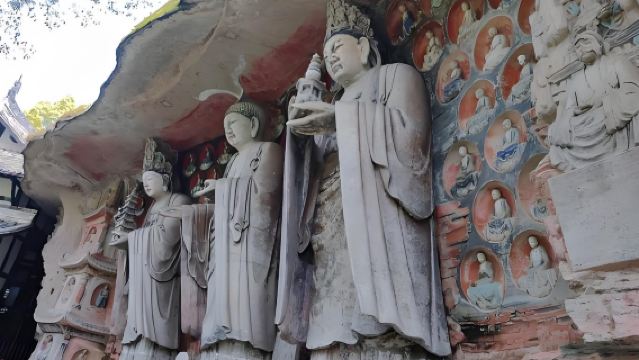 Chongqing Dazu 1-Day Small-Group Tour: Baodingshan Rock Carvings and Beishan rock carvings