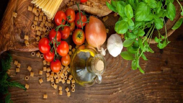 Combo with Lemon Tour & Tasting Lemon Tour followed by a Cooking Class