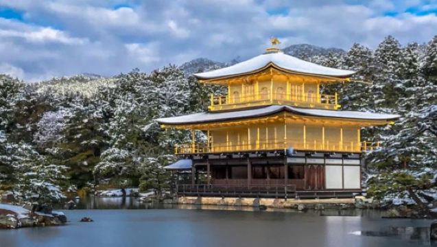 Kyoto Kinkaku-ji + Nijō Castle + Fushimi Inari Taisha + Togetsukyō Bridge
