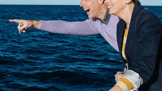 Sydney: Captain Cook Whale Watching Cruise