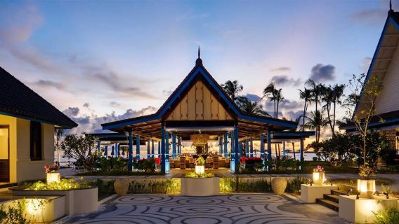 Malé & Hulhumalé: Pool & Beach Club Day Pass