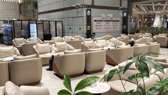 PEK Bandara Ibu Kota Beijing | Ruang Tunggu/Istirahat, Lounge VIP | Keberangkatan Internasional, Domestik | Termasuk Makanan Minuman dan Area Kerja | Area Tunggu yang Nyaman, Dapat Digunakan Sekali dengan Pemindaian Kode Elektronik