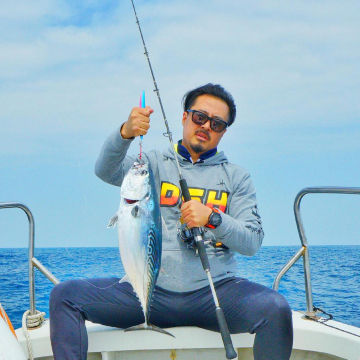 越南芽莊木船包船出海一日遊：體驗海上海鮮BBQ瘋狂甩竿